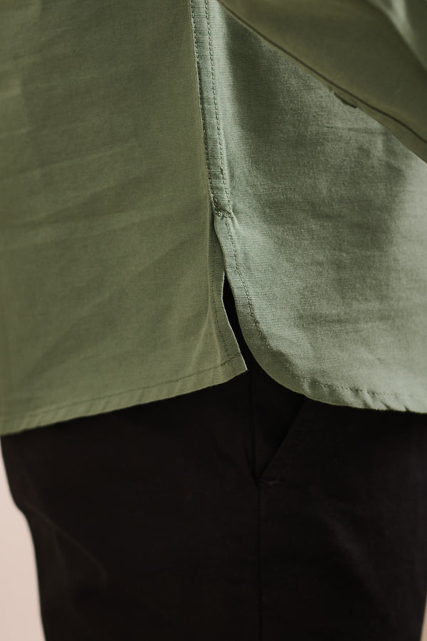 Cedar Mountain Kurta for men in 100% cotton with a linen-like texture