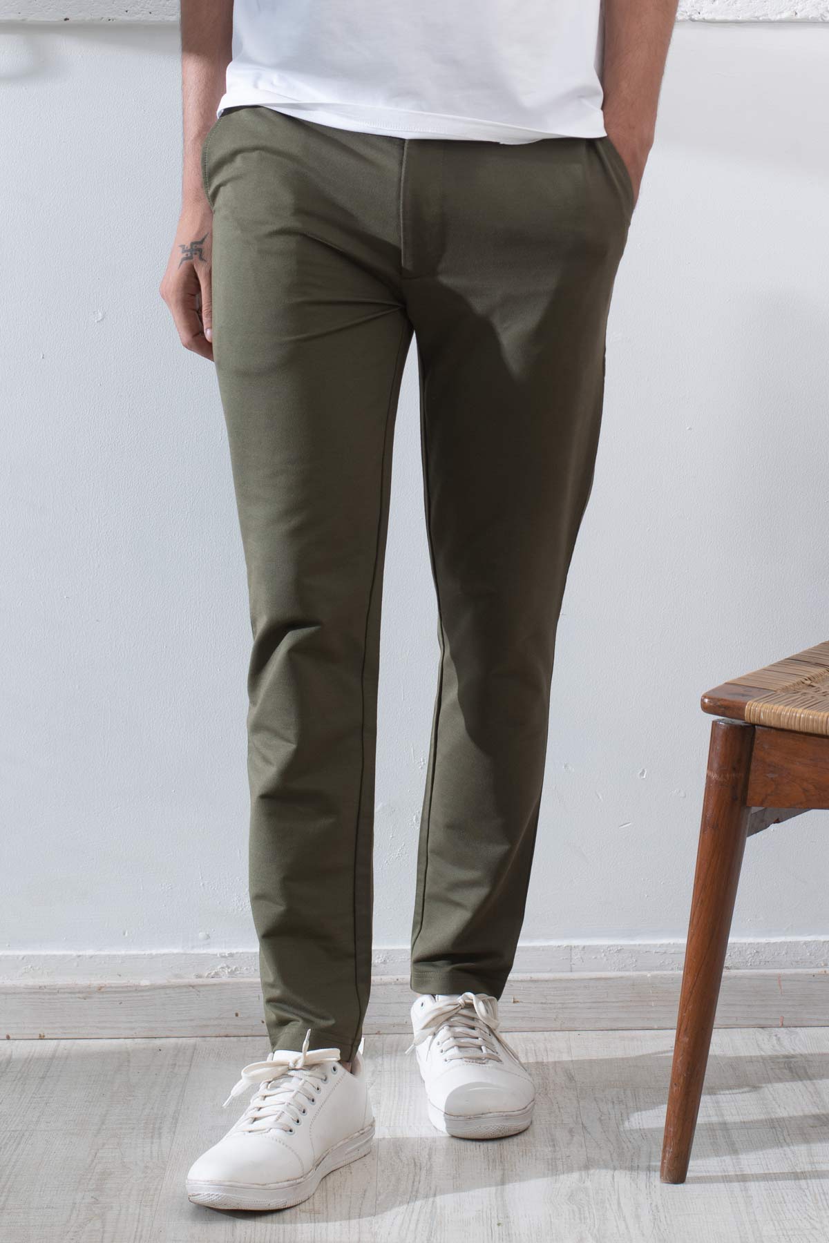 The Ivy Green Pant