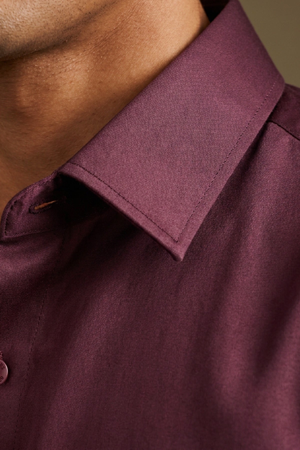 Royal Plum Classic Shirt for men in 100% premium cotton satin