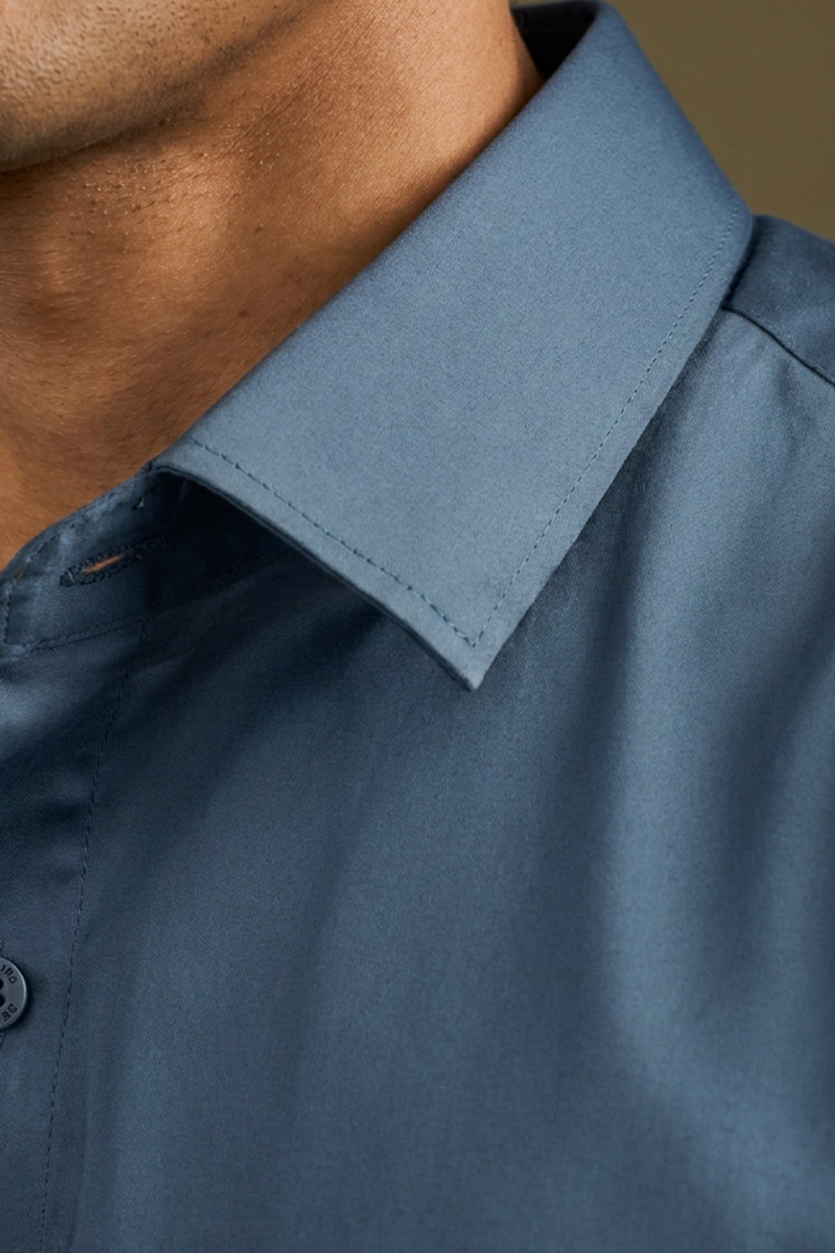 Shadow Blue Classic Shirt for men in 100% premium cotton satin