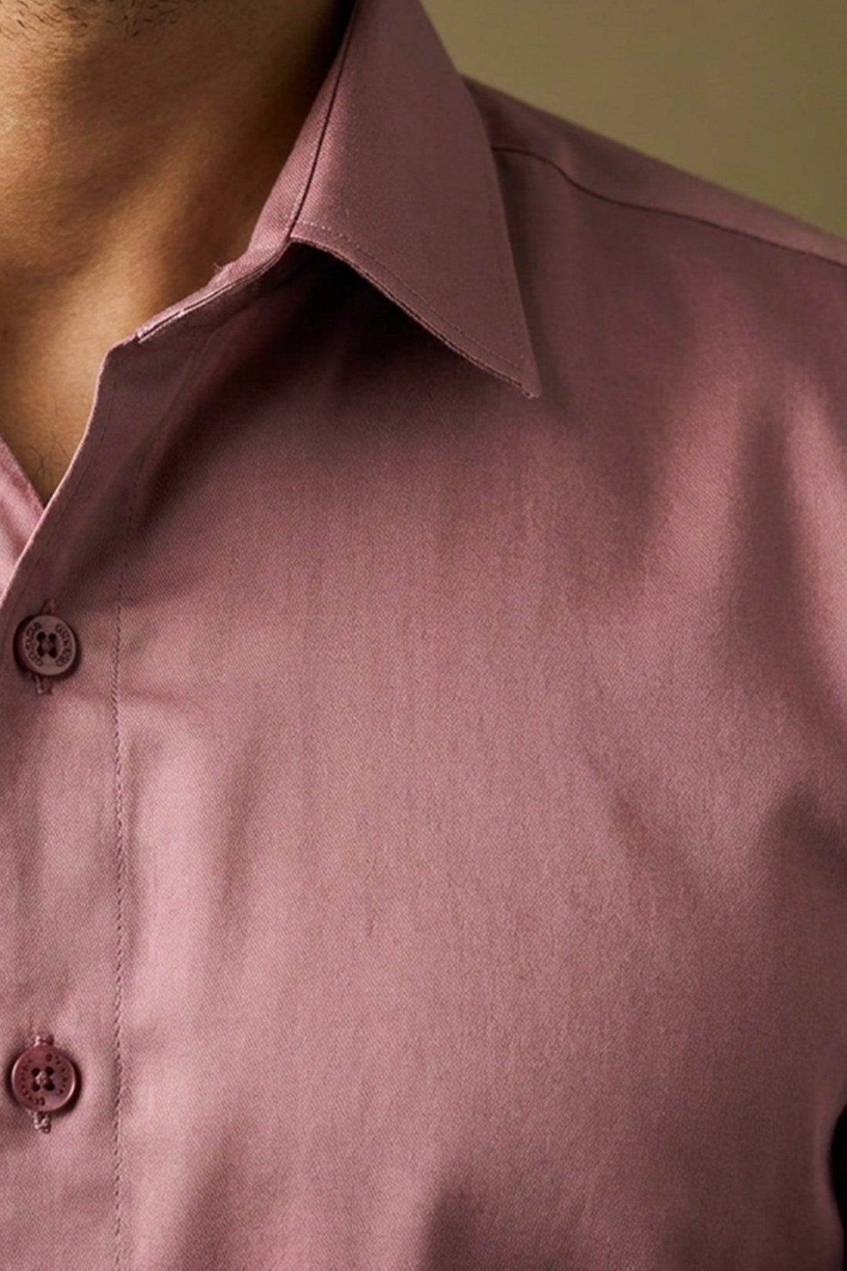 Shallot Pink Classic Shirt for men in 100% premium cotton satin